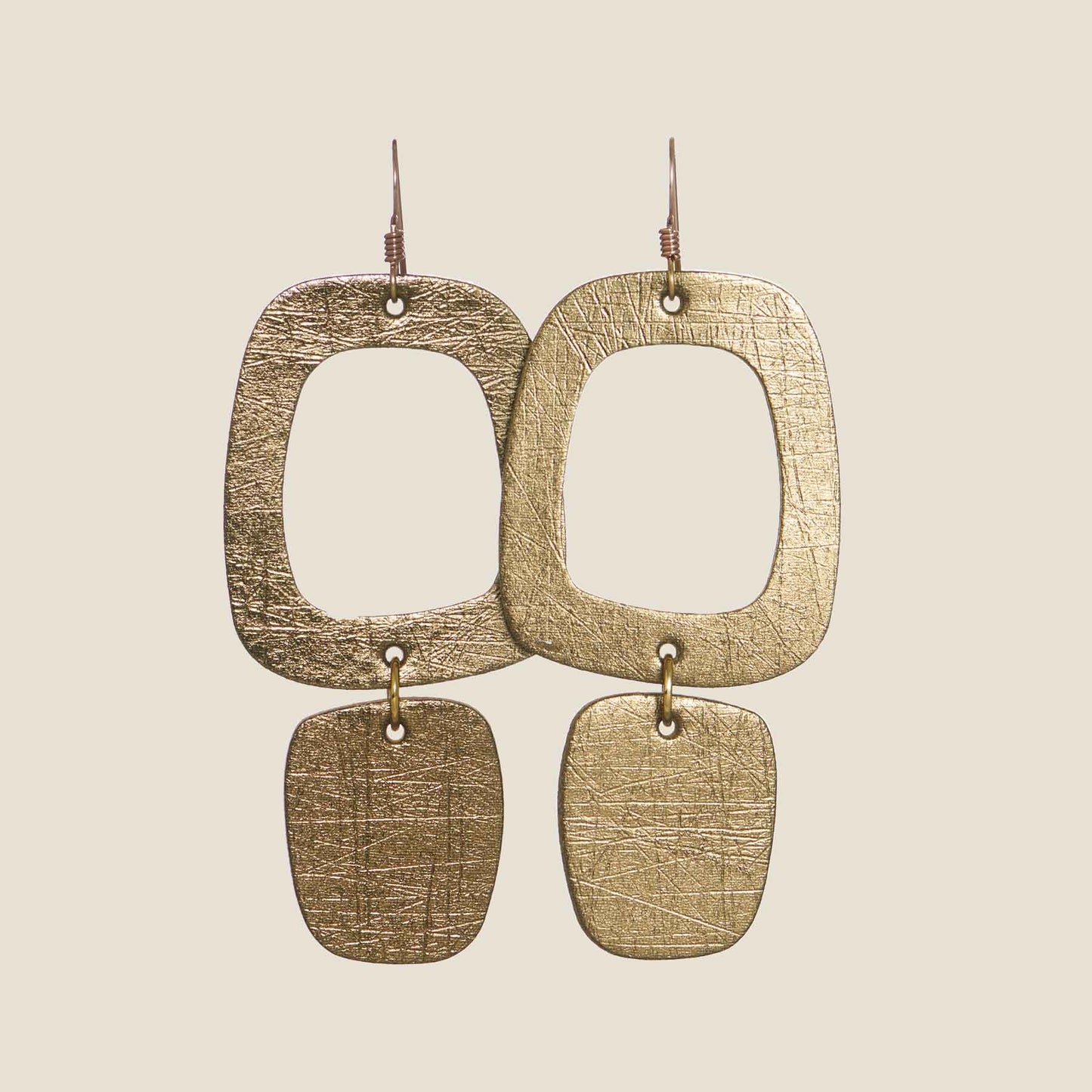 Vintage Bronze Maras
