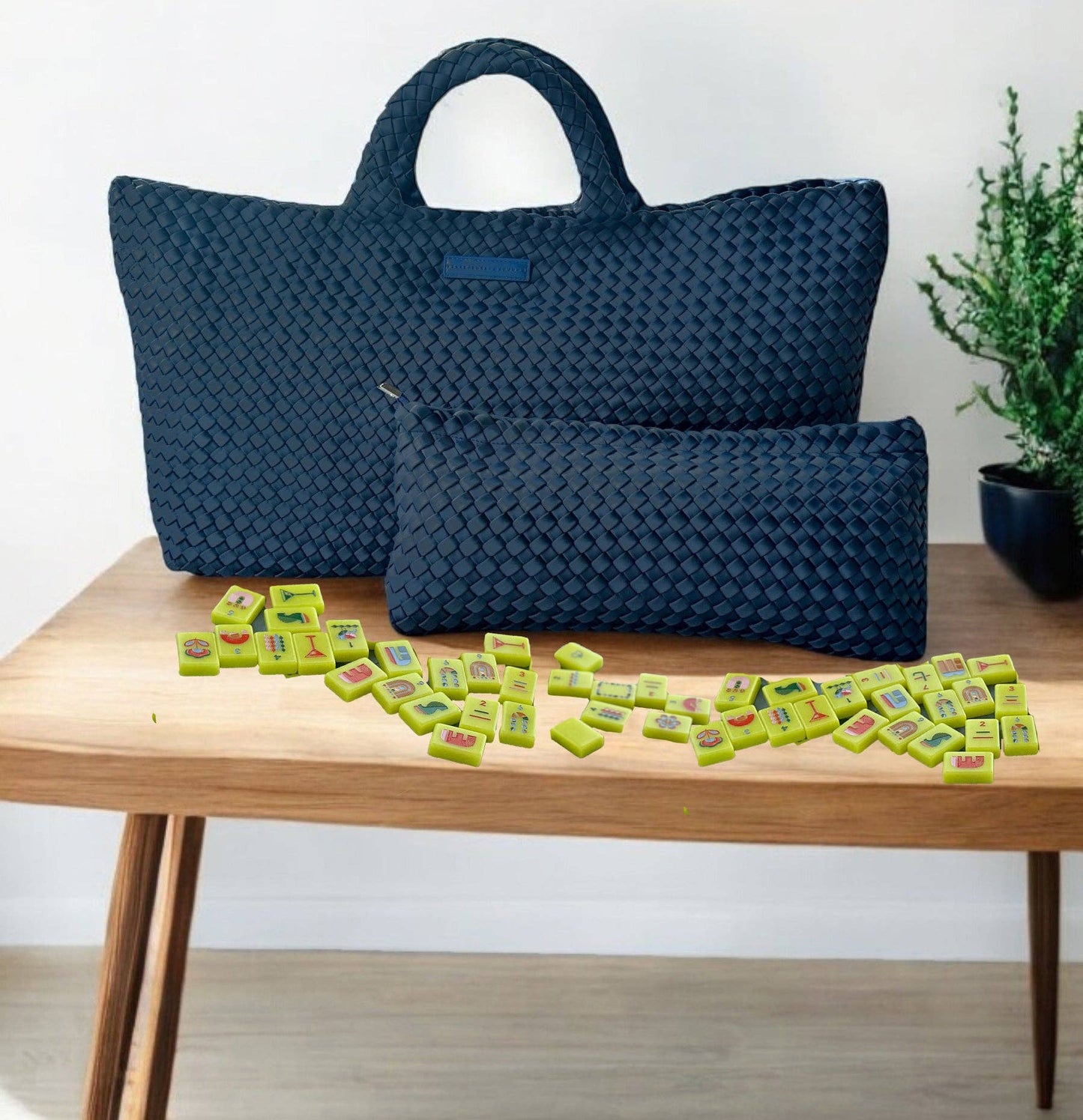 Woven Mahjong Carryall: Bright Pink