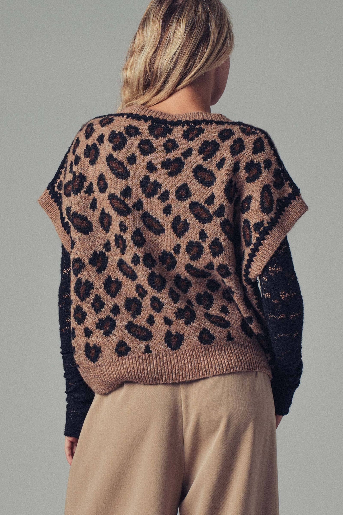Leopard Crochet Trim Sweater Vest: LEOPARD / SM-ML:3-3