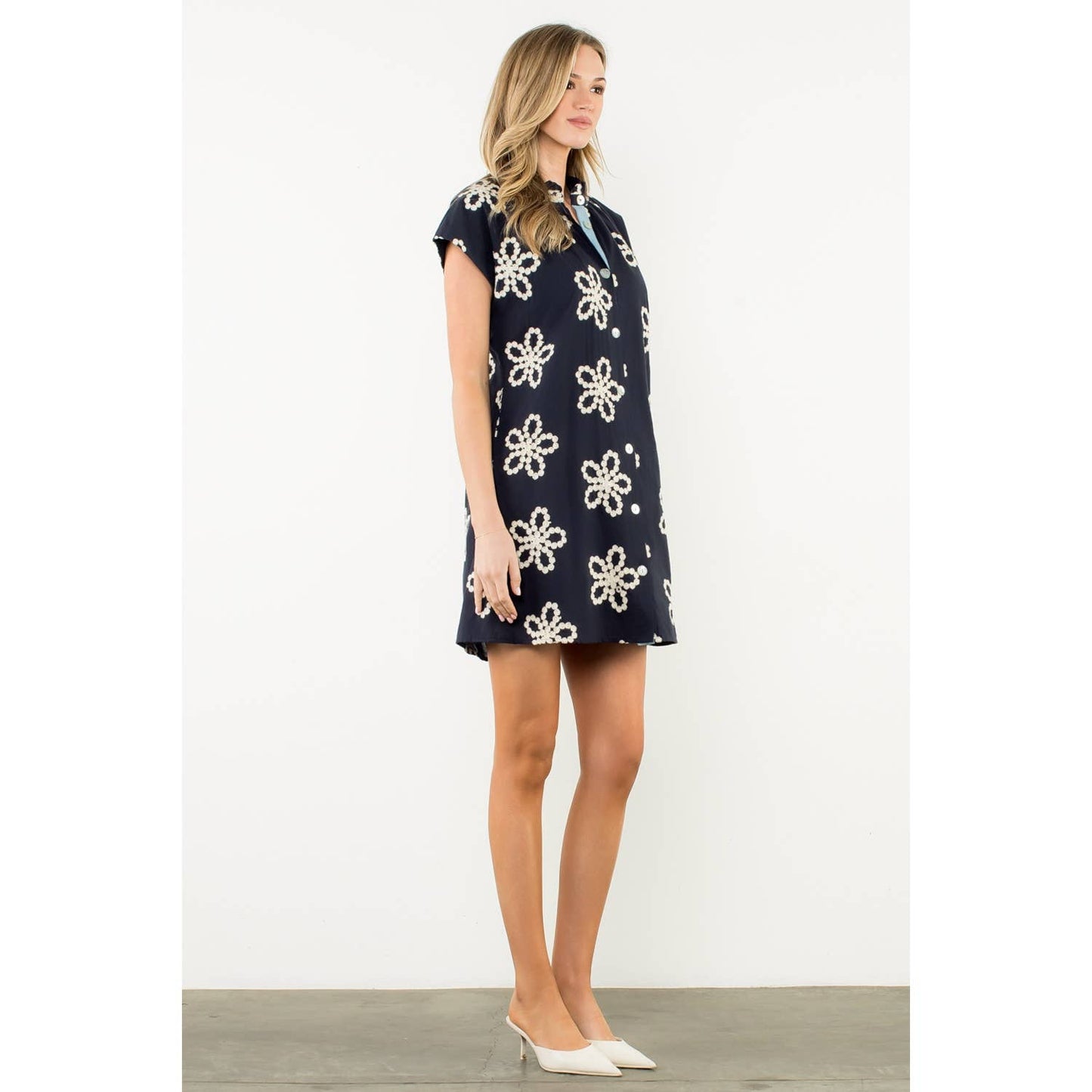 Fallon Embroidered Cap Sleeve Dress: NAVY