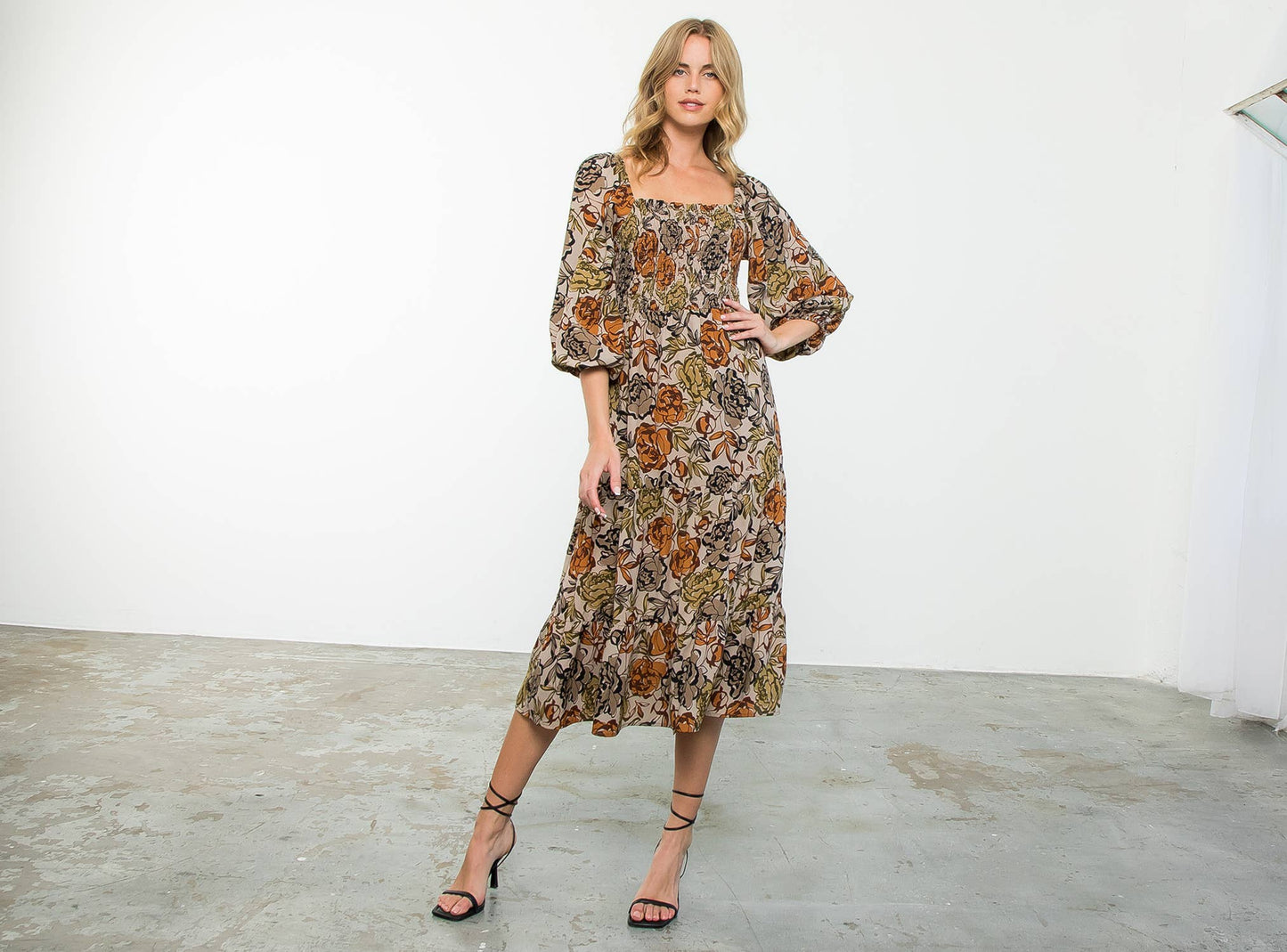 Balloon Sleeve Smocked Floral Print Maxi Dress: TAUPE / XS-S-M-L(1-2-2-1)