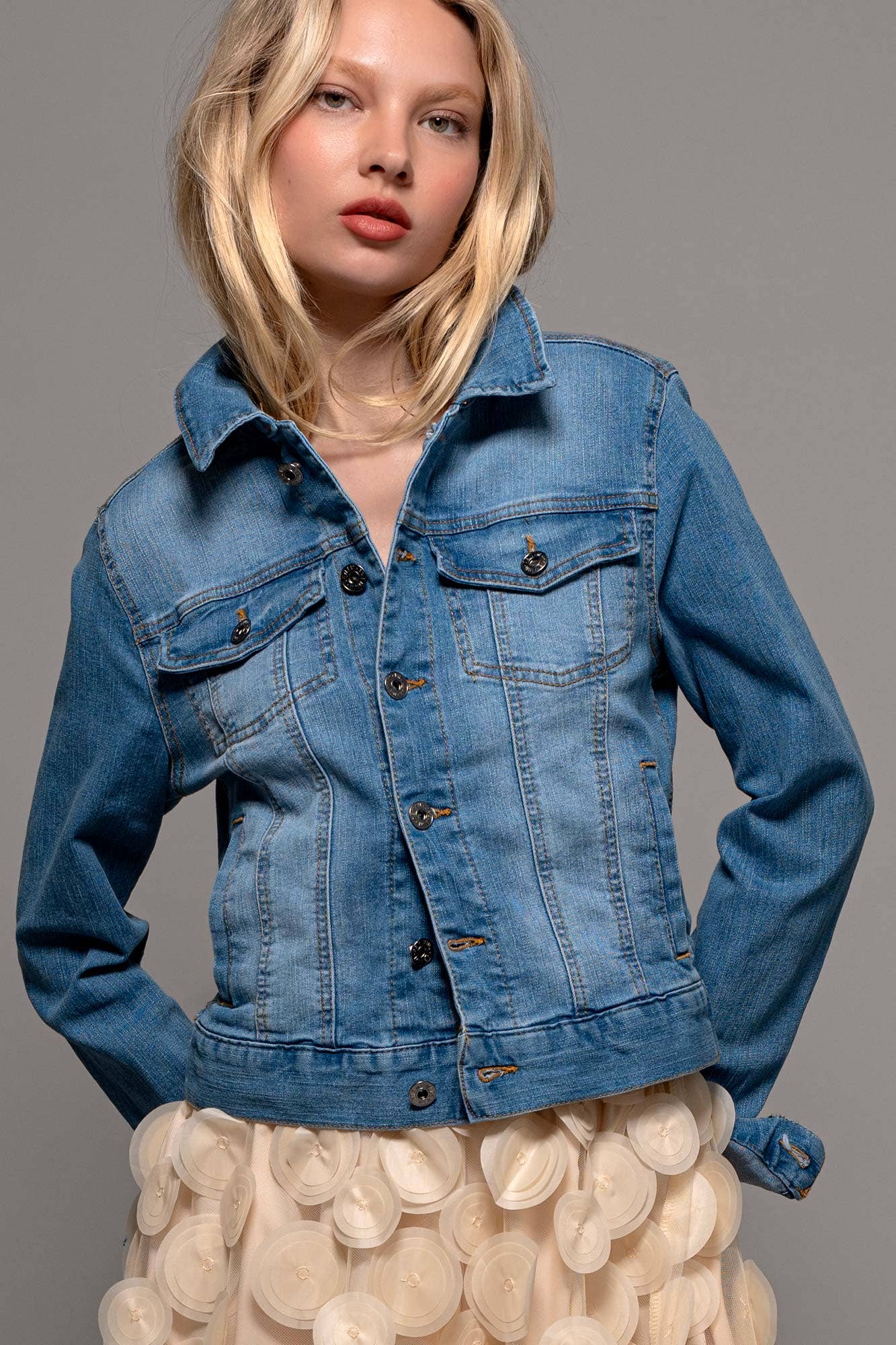 Classic Denim Trucker Jacket : LT BLUE / S-2/M-2/L-2