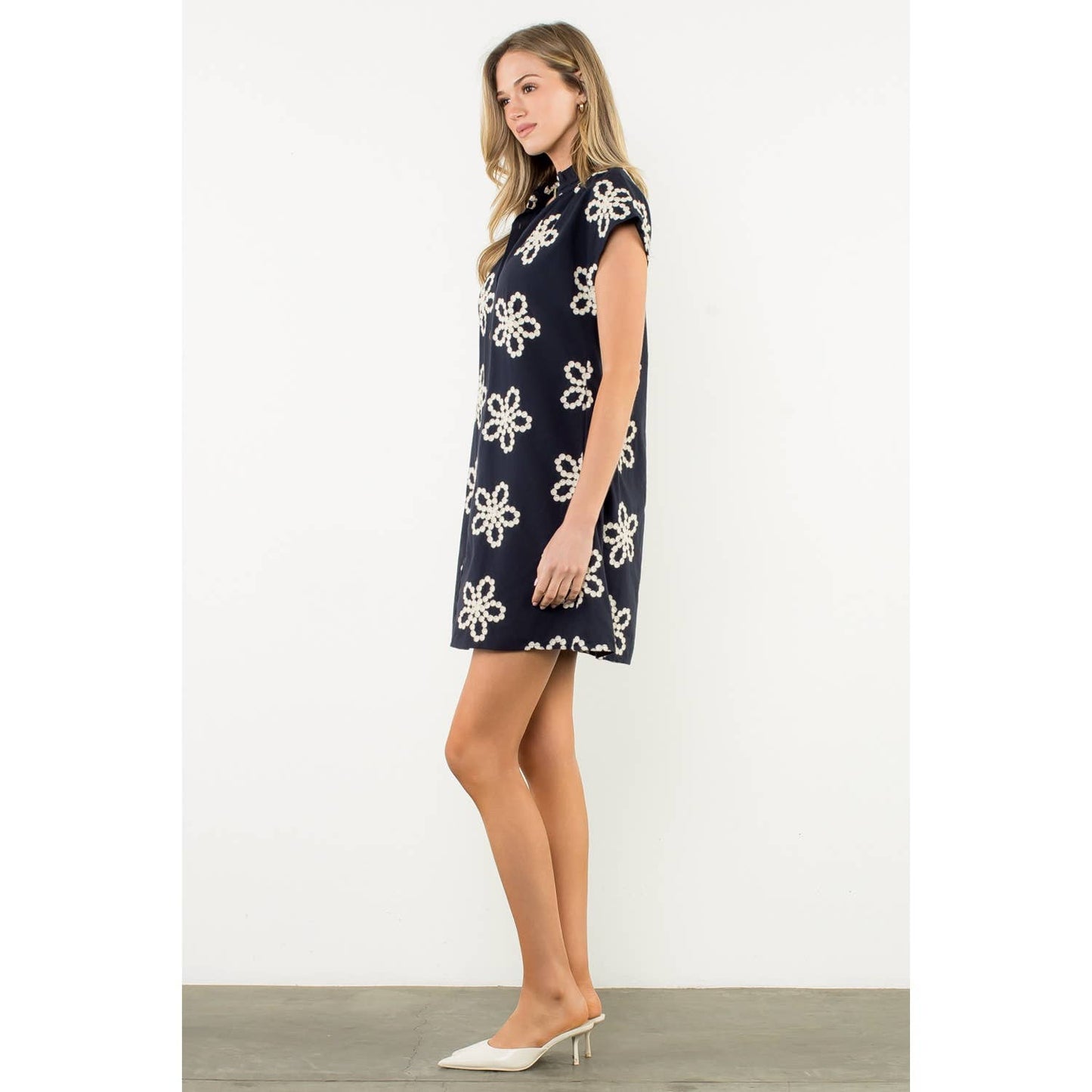 Fallon Embroidered Cap Sleeve Dress: NAVY