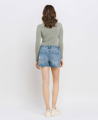 HIGH RISE DENIM MOM SHORTS: LA LA LAND