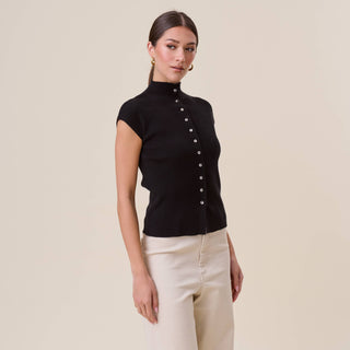 AT3135 Button mockneck short sleeve knit top: Oatmeal / M