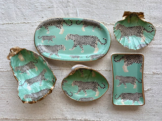 Green Leopard Collection: Clam