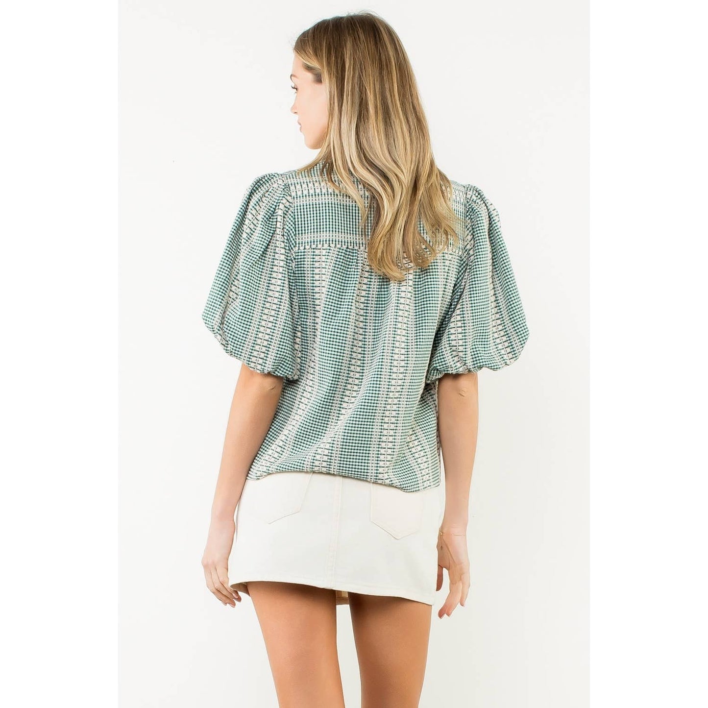 Lynn Embroidered V-Neck Puff Gingham Top: GREEN