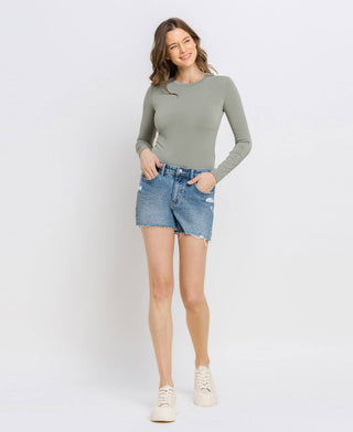 HIGH RISE DENIM MOM SHORTS: LA LA LAND