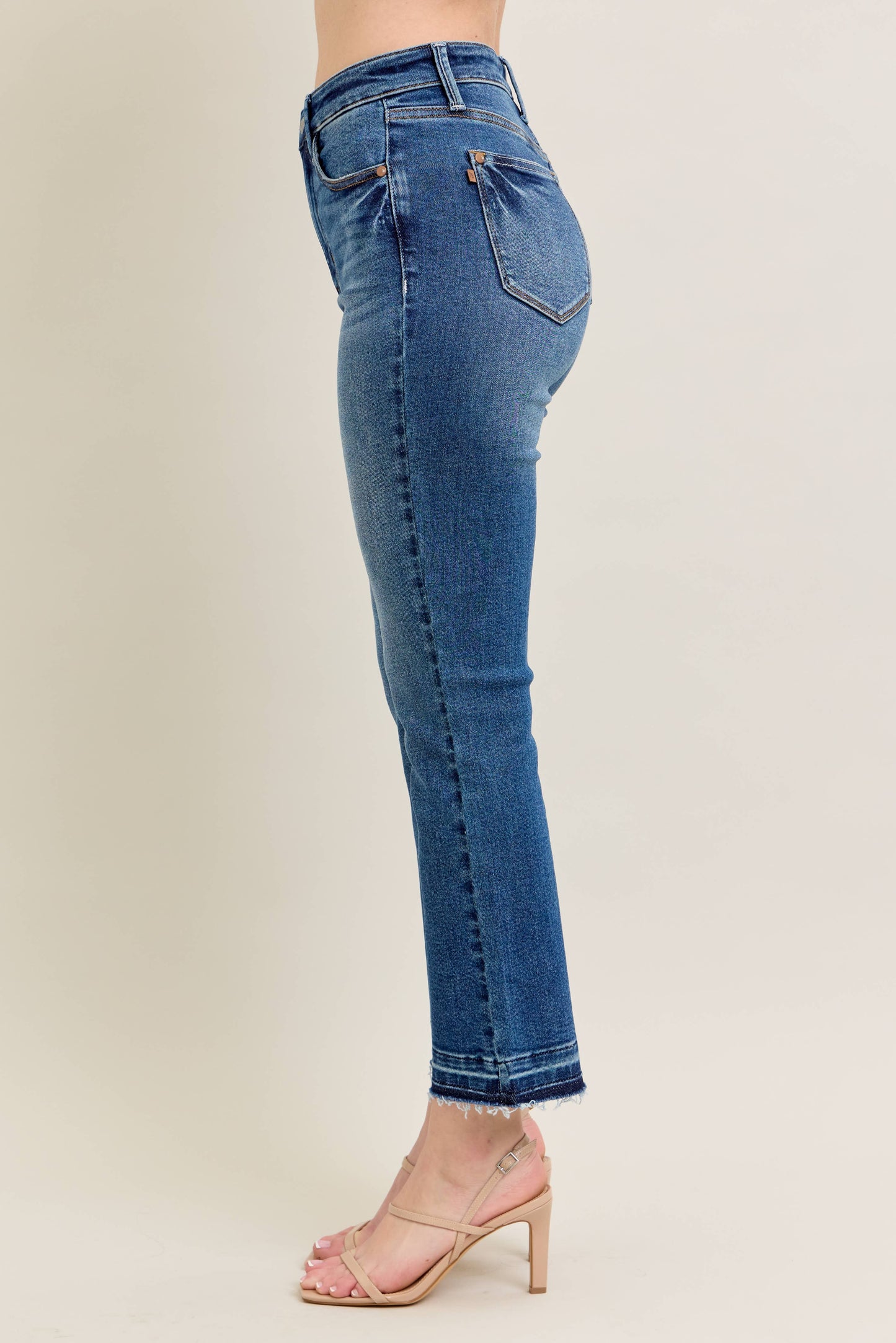 Medium Vintage Wash Release Hem Kick Flare: MD / 5(27)