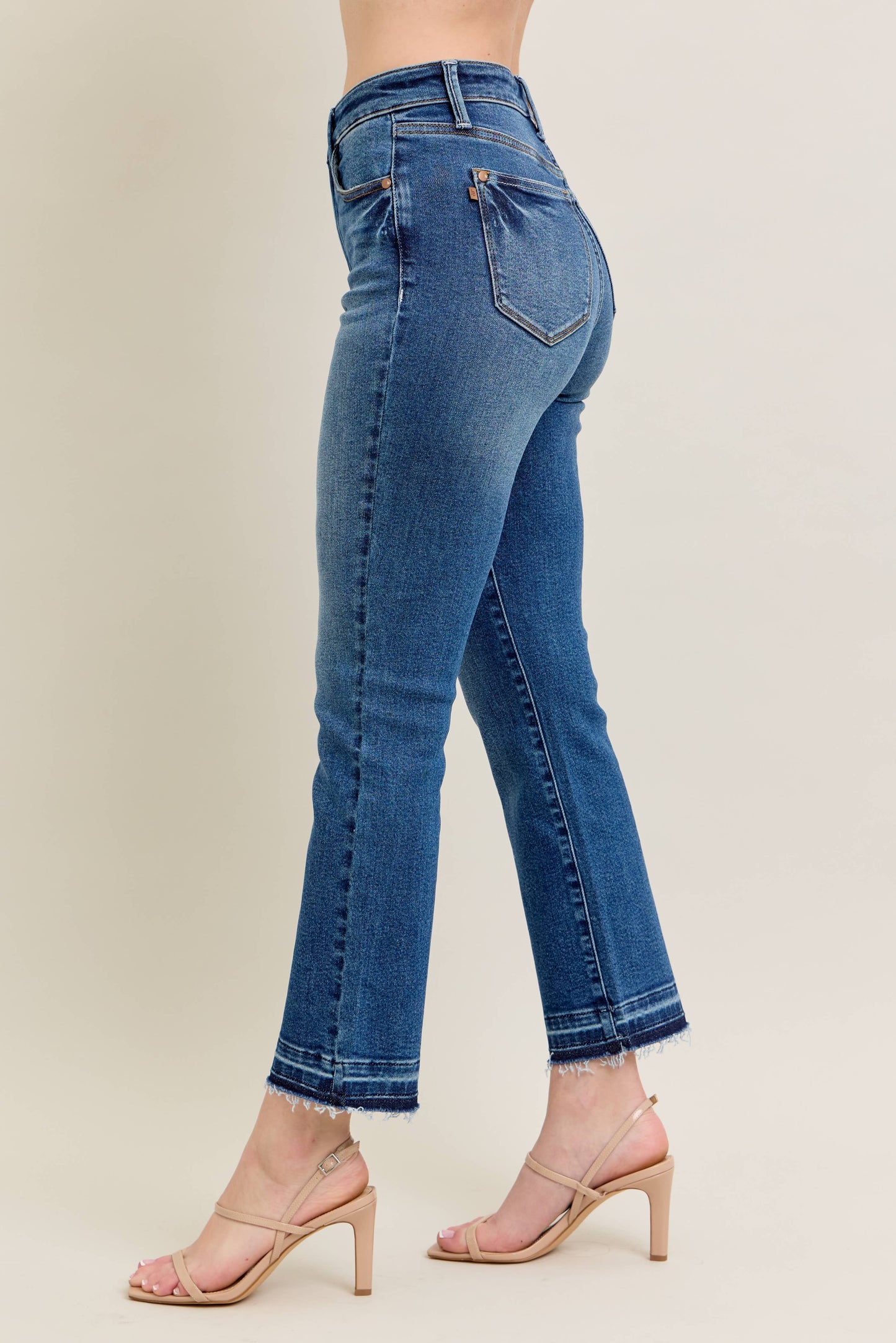 Medium Vintage Wash Release Hem Kick Flare: MD / 5(27)