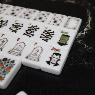 The Haunted Wall Mahjong Set