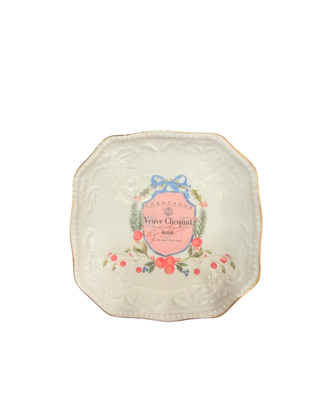 Veuve Holiday Dice Dish