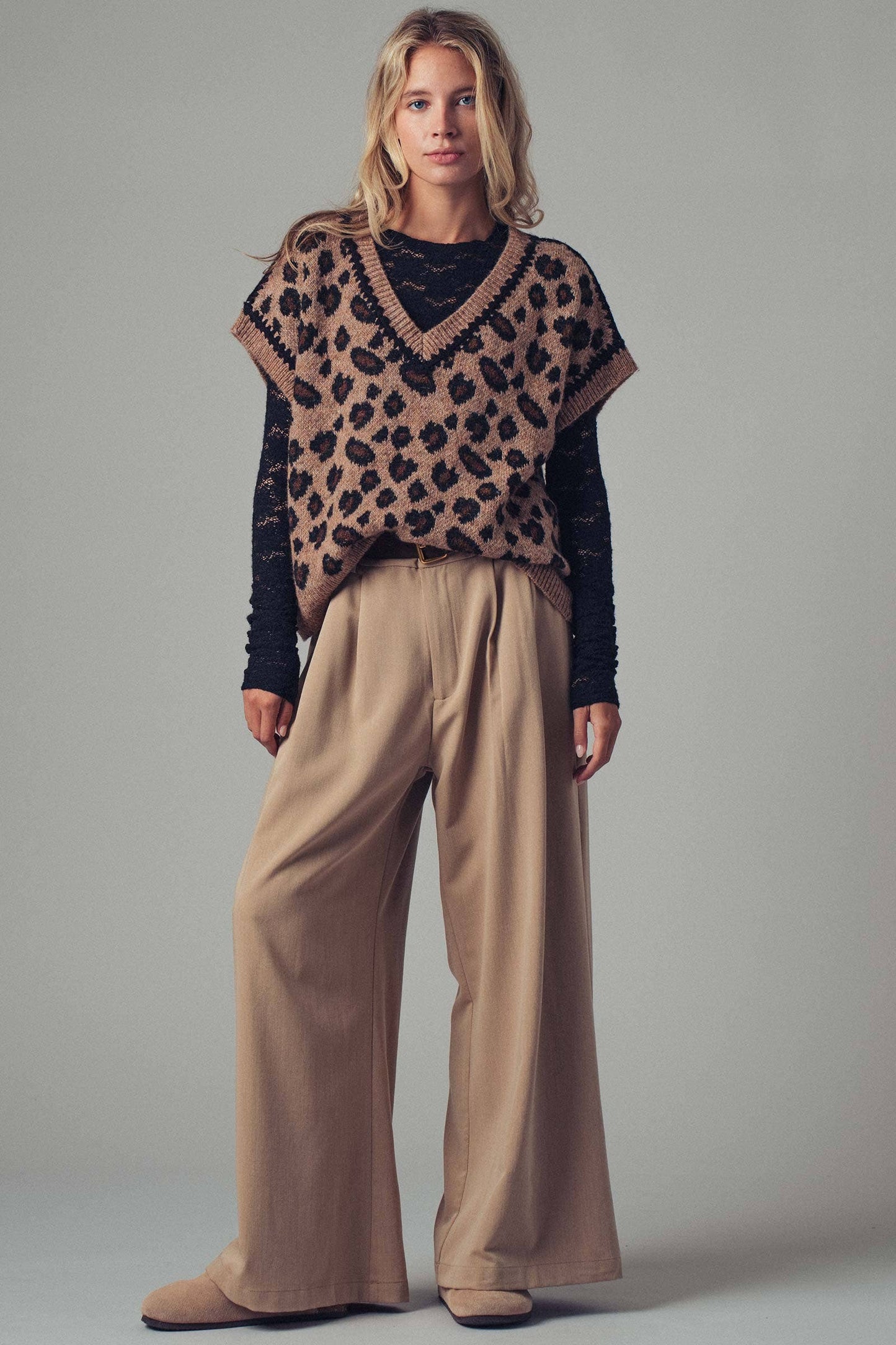 Leopard Crochet Trim Sweater Vest: LEOPARD / SM-ML:3-3