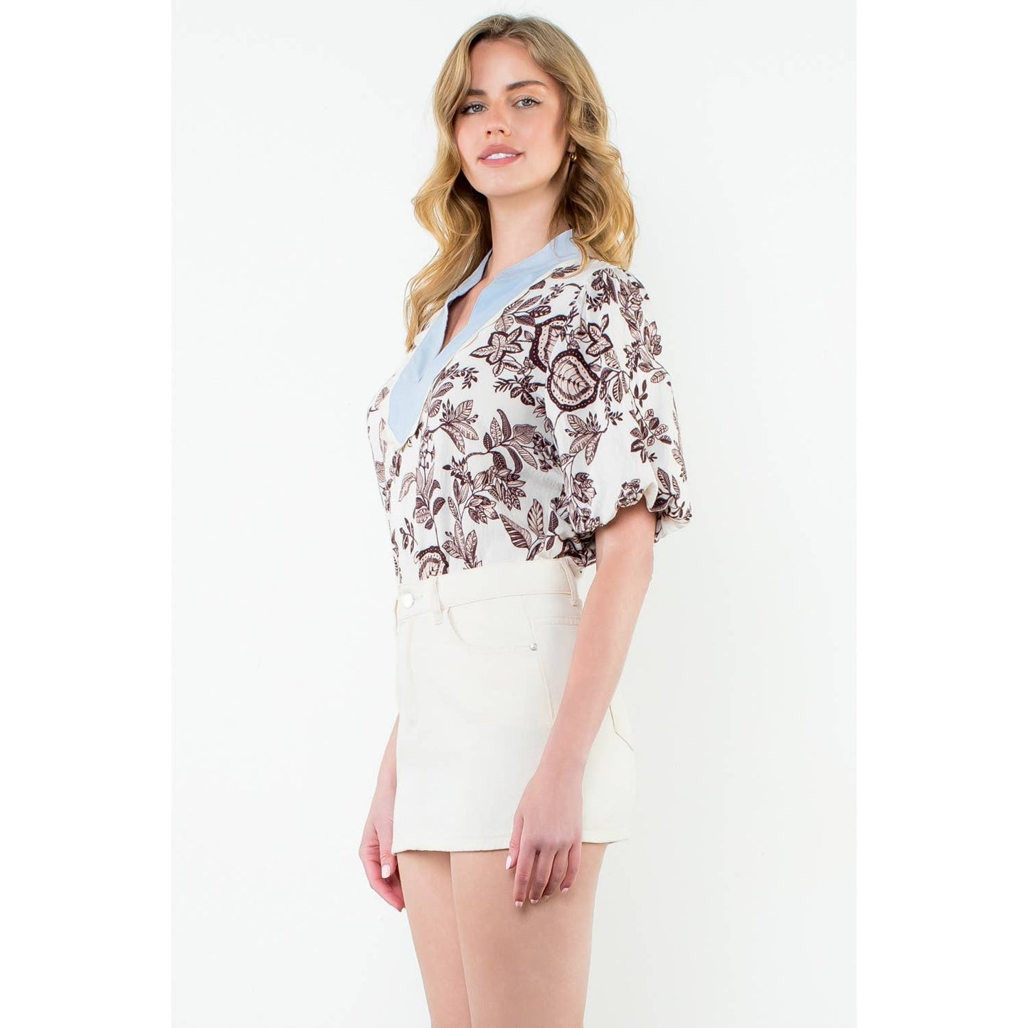 Puff Sleeve Floral Contrast Neck Blouse: CREAM