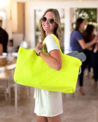 Woven Mahjong Carryall: Bright Pink