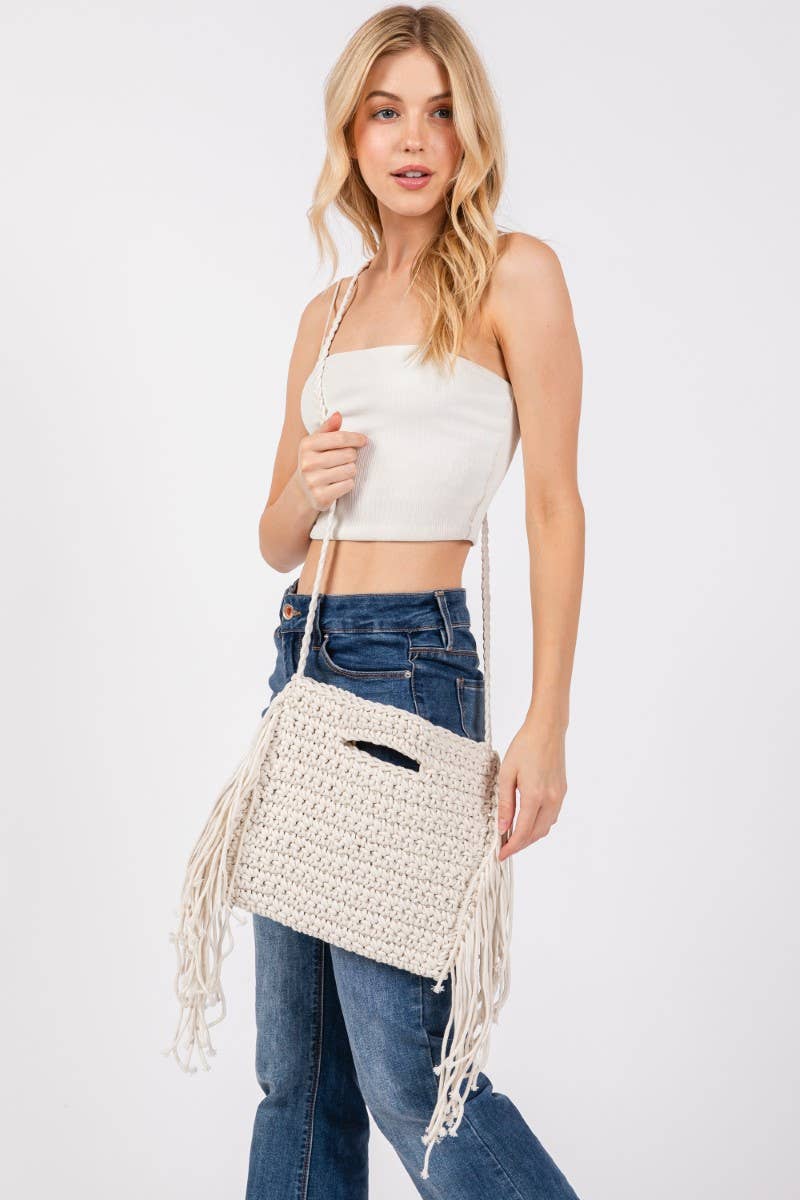 Straw Braided Fringe Bag: Kkaki