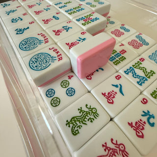Mahjong Studios – American Mahjong Tile Set Yellow Lilac Ocean Blue: Rose Dragon