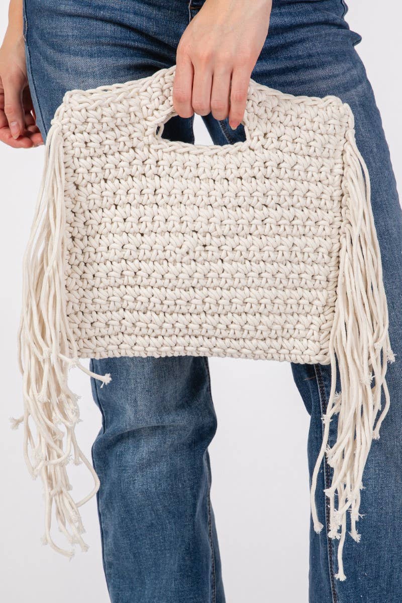 Straw Braided Fringe Bag: Kkaki