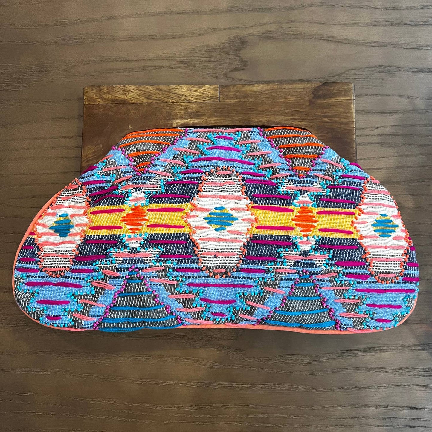 Colorful Woven Pure Cotton Wooden Handle Women's Clutch Bag