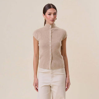 AT3135 Button mockneck short sleeve knit top: BLACK / M