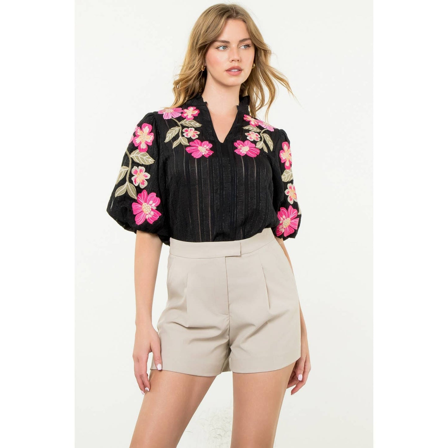 Embroidered Puff Sleeve Textured Top: BLACK