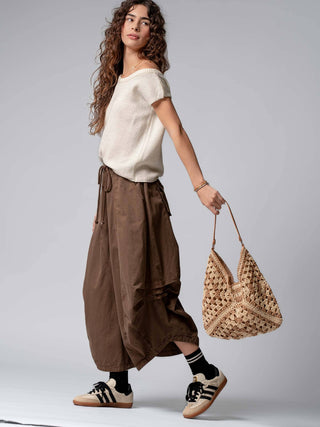 Diamond Pattern Crochet Hobo Bag with Leather Strap: TAUPE