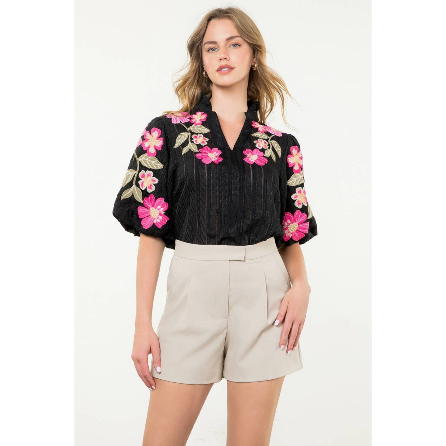 Embroidered Puff Sleeve Textured Top: BLACK