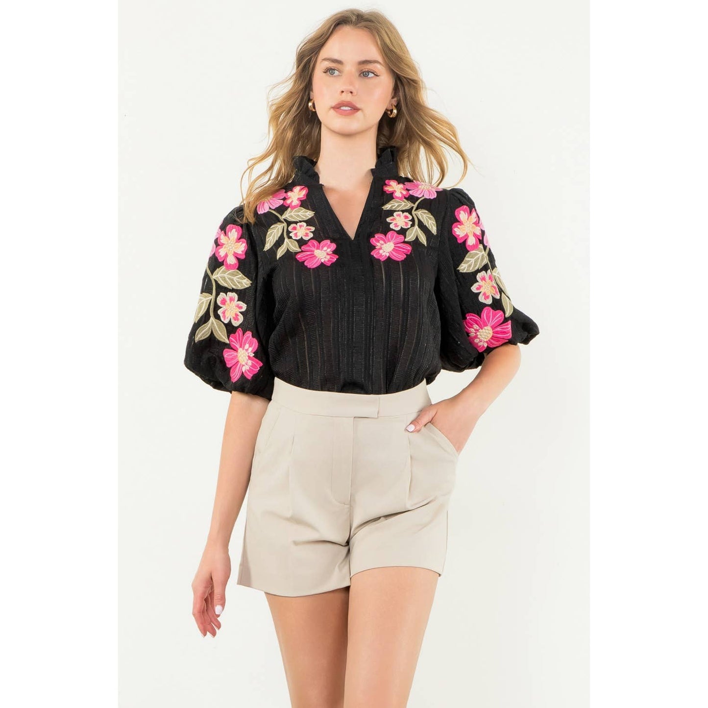 Embroidered Puff Sleeve Textured Top: BLACK