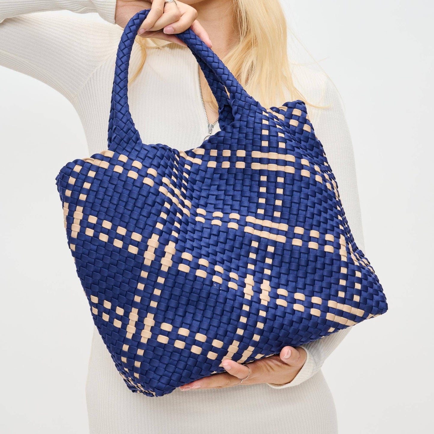 Sky's The Limit - Medium Woven Neoprene Tote: Nude