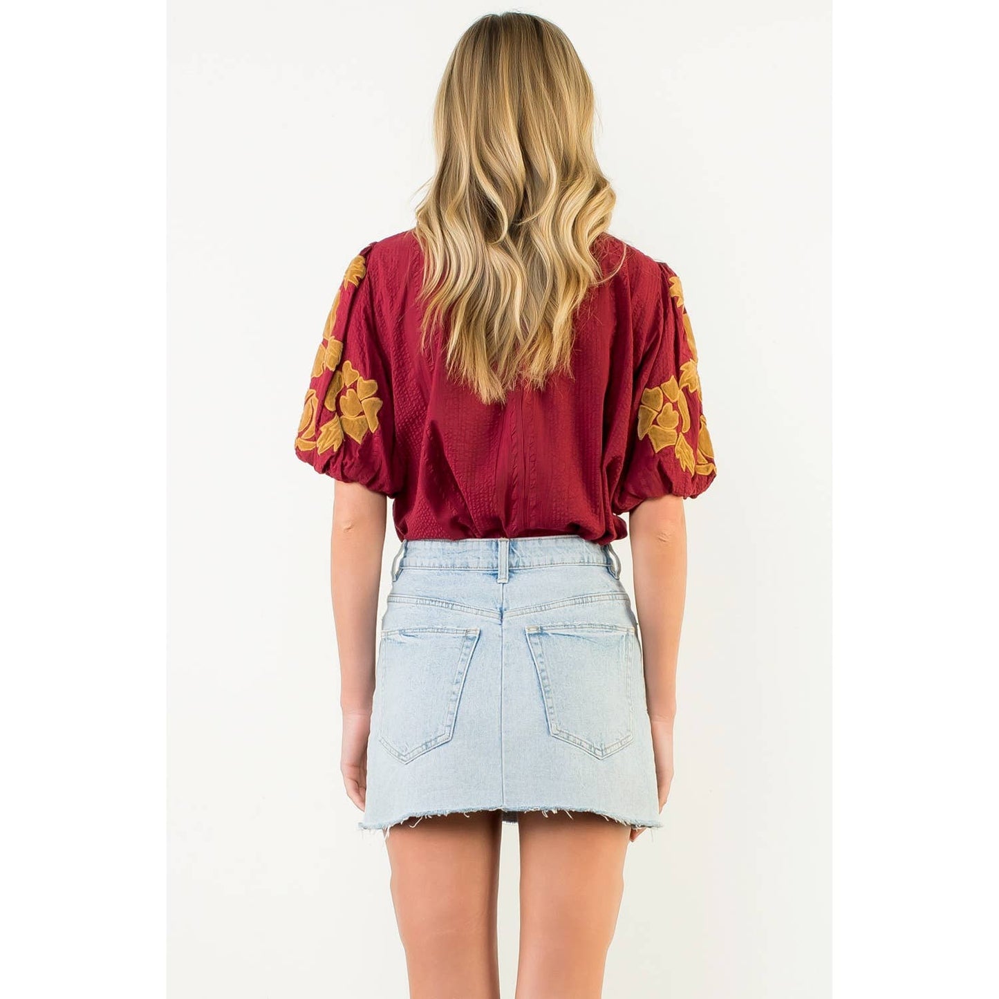 Wynnie Embroidered Puff Sleeve Top