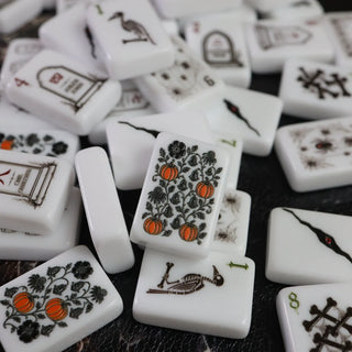 The Haunted Wall Mahjong Set