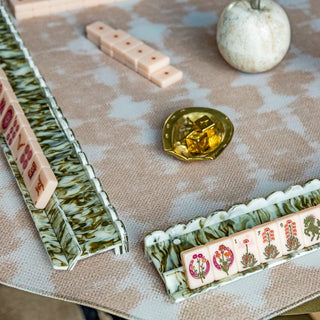Ivy Marble Scalloped Acrylic Mahjong Rack Set