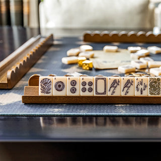Walnut Scalloped Mahjong Rack Set
