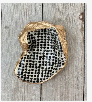 Decoupage Dice Dish- Black Dots Scallop