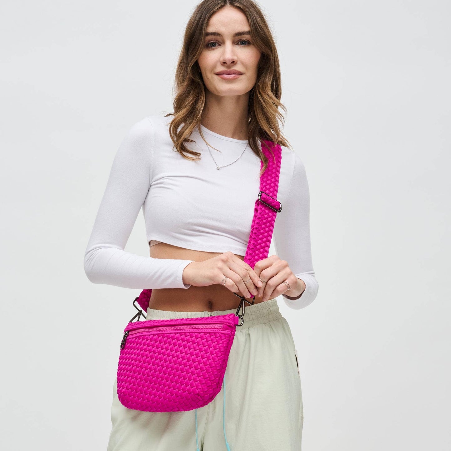 Ethereal - Woven Neoprene Crossbody Bag: Chocolate