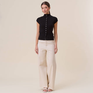AT3135 Button mockneck short sleeve knit top: BLACK / L