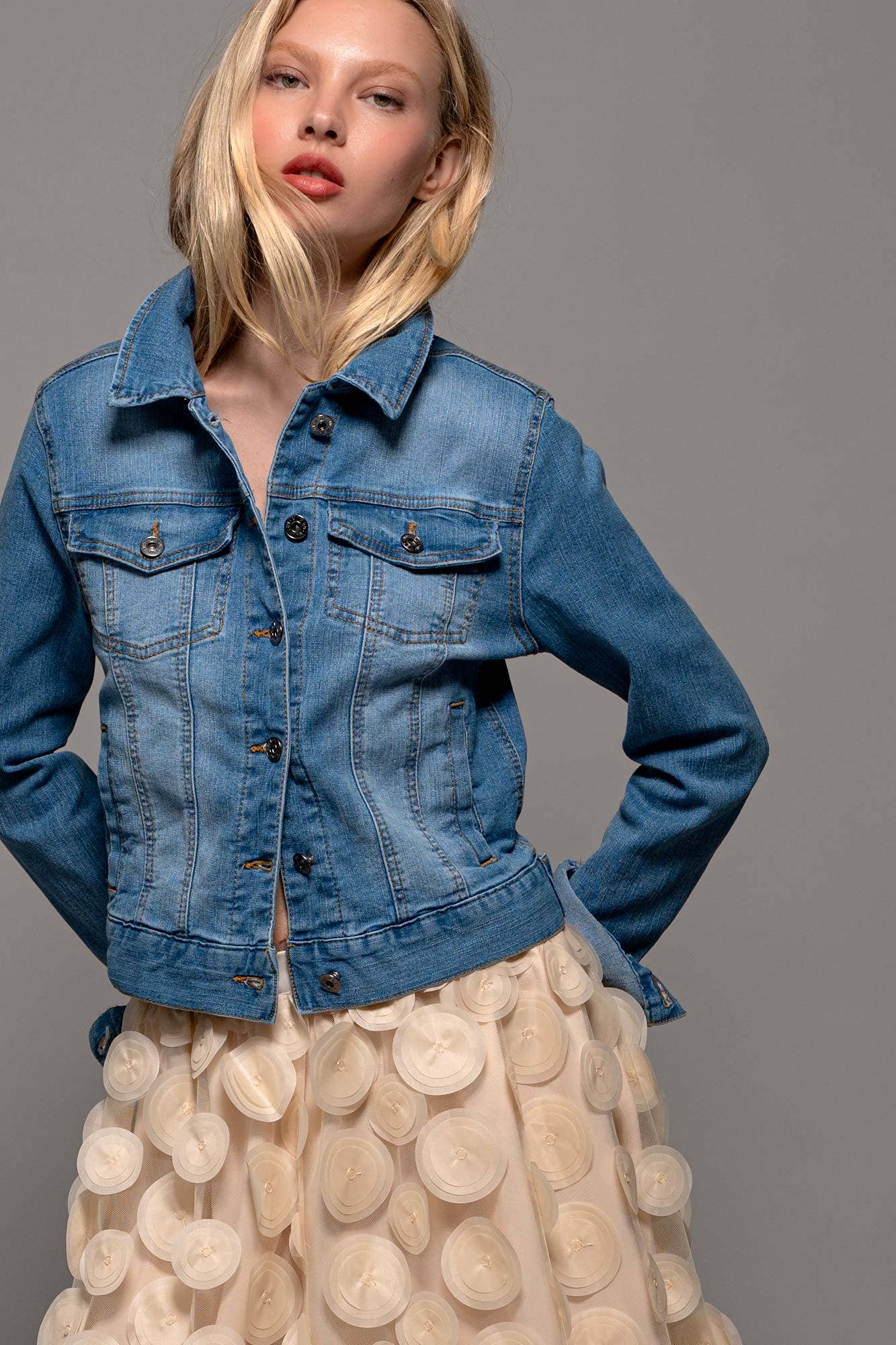 Classic Denim Trucker Jacket : LT BLUE / S-2/M-2/L-2