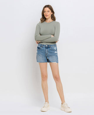 HIGH RISE DENIM MOM SHORTS: LA LA LAND