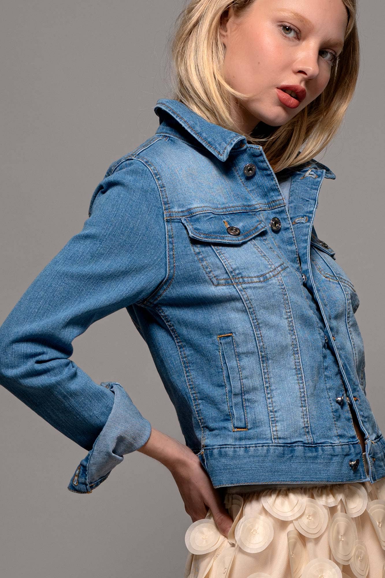 Classic Denim Trucker Jacket : LT BLUE / S-2/M-2/L-2