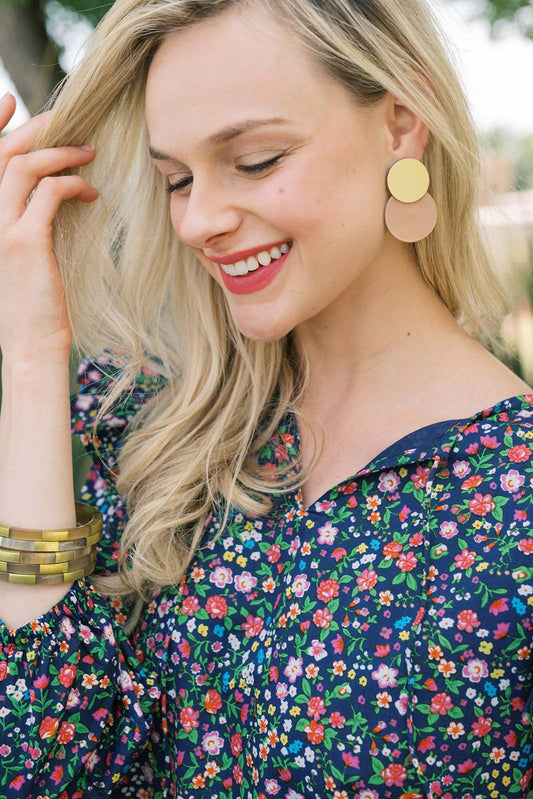 Sandy Metallic Circle Earrings