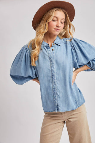 DENIM BUTTON DOWN PUFF SLEEVED SHIRT: LT.WASH / M
