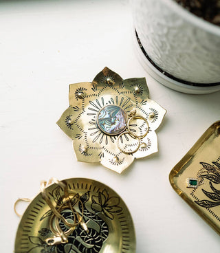 Lotus Dice Dish