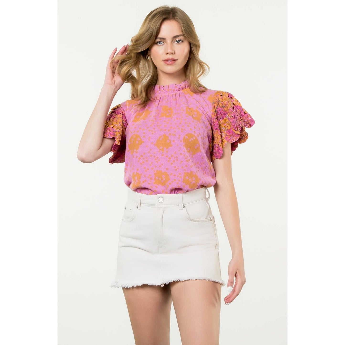 Joie Handmade Flower Embellished Sleeve Top: PINK