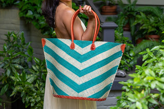 Santa Cruz Wide Stripe Chevron Large Straw Tote Bag: Cappuccino Two Tone