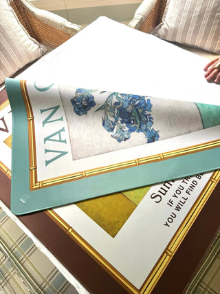 NEOPRENE Van Gogh Reversible Mahjong Mat – Starry Museum: Rozen | Roses